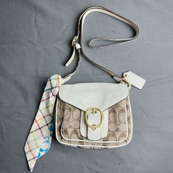 Coach vintage Bleecker Signature Jenny Khaki White jacquard Leather crossbody ba